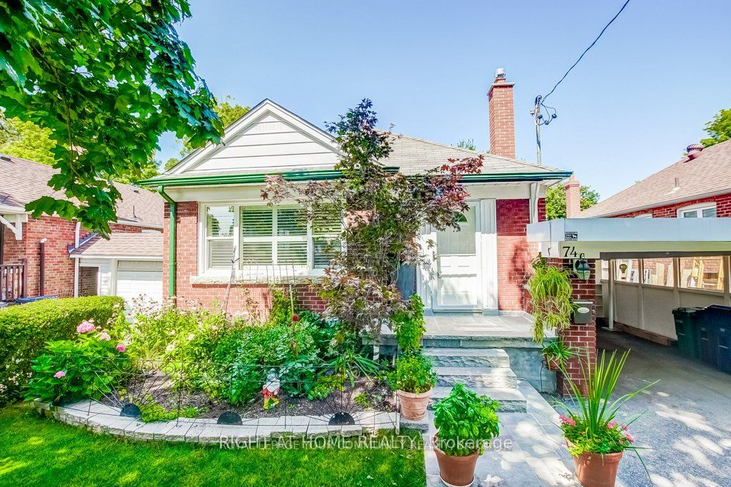 74 Shangarry Dr N Property Photo 1