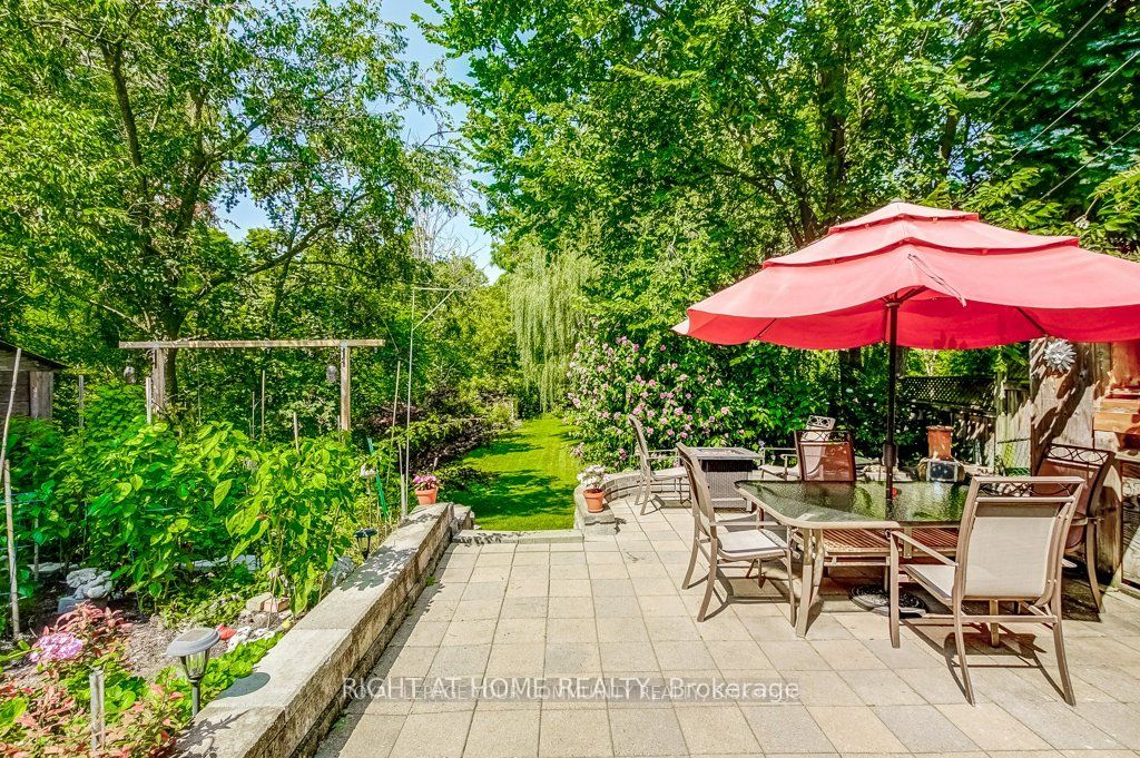 74 Shangarry Dr N Property Photo 11
