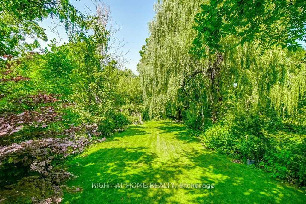 74 Shangarry Dr N Property Photo 13