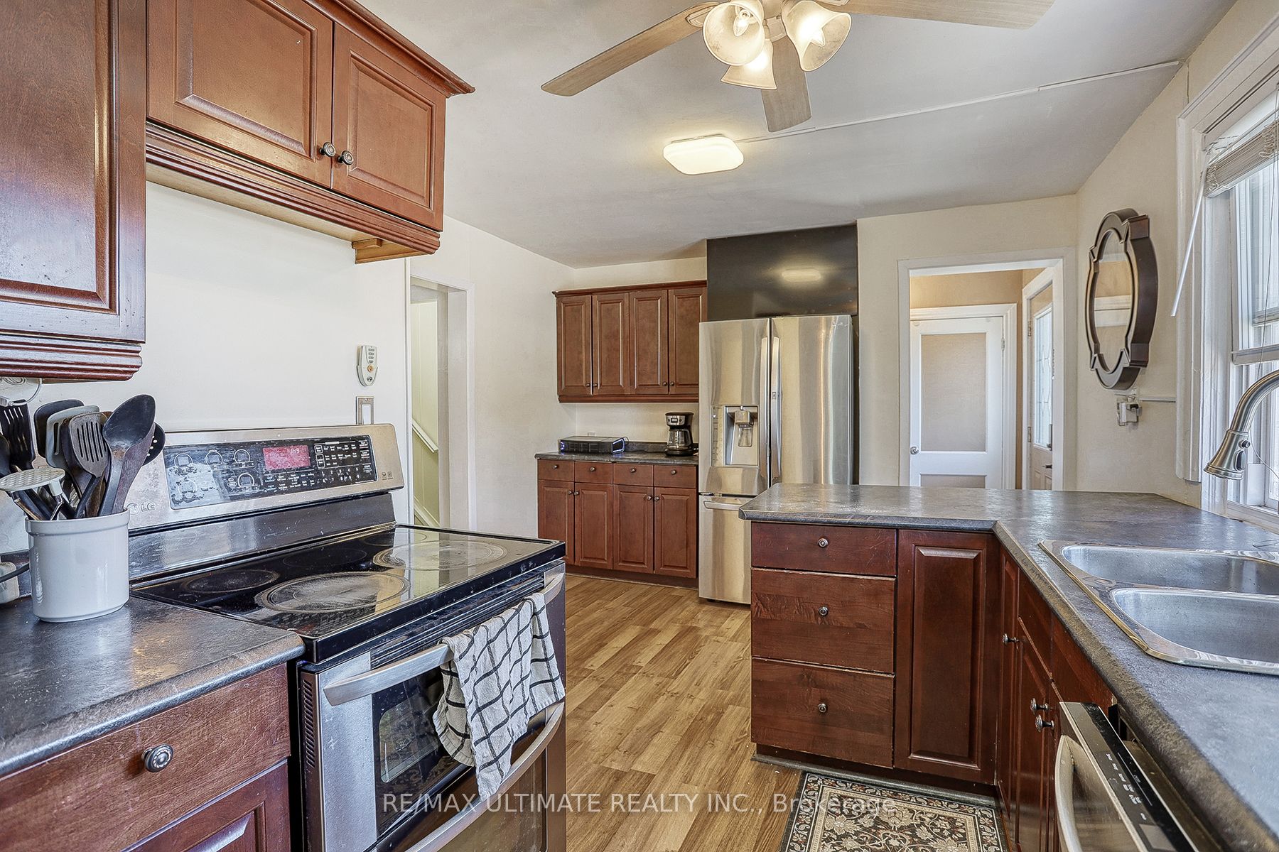 45 Rodda Blvd Property Photo 6
