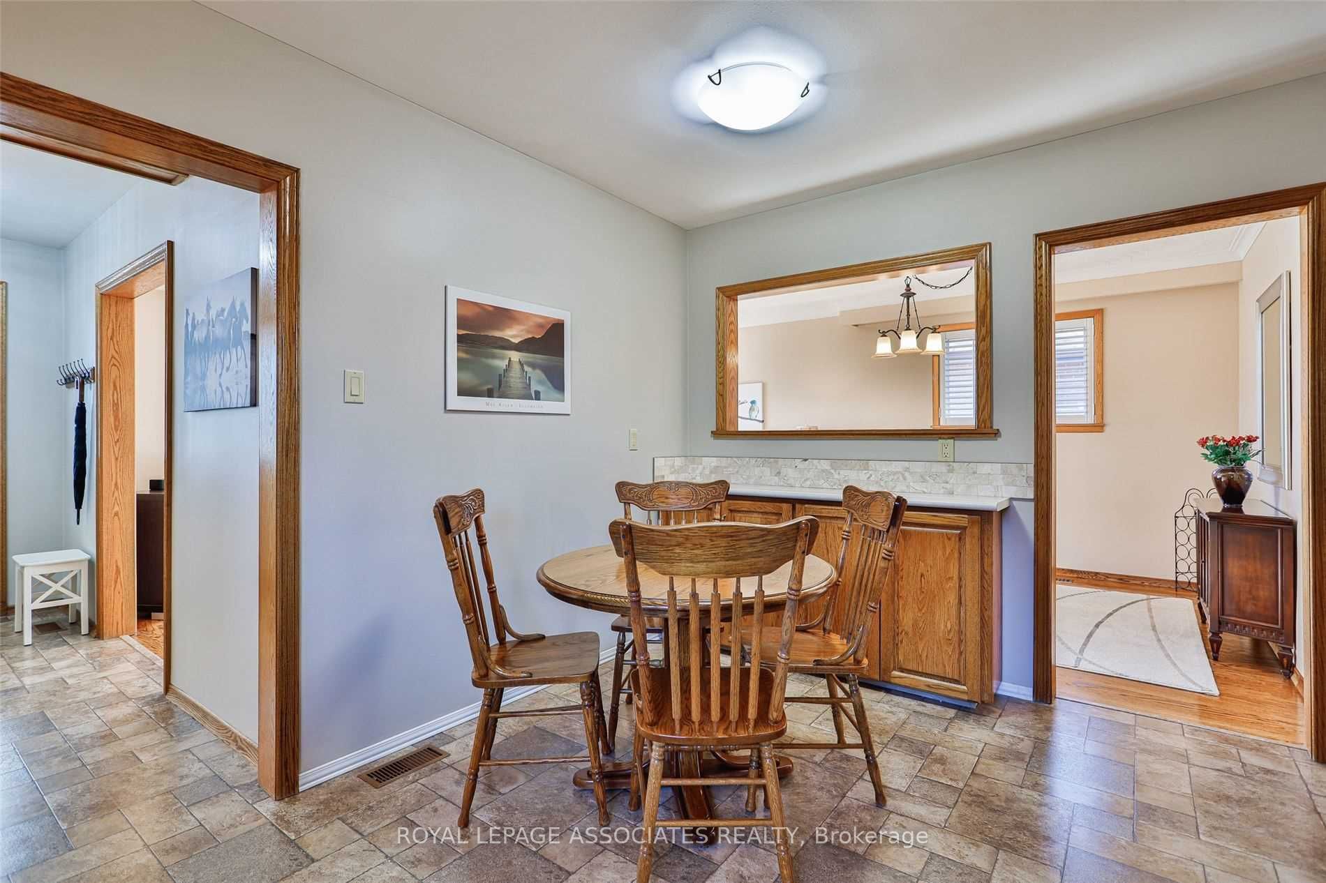 166 Lynnbrook Dr Property Photo 12
