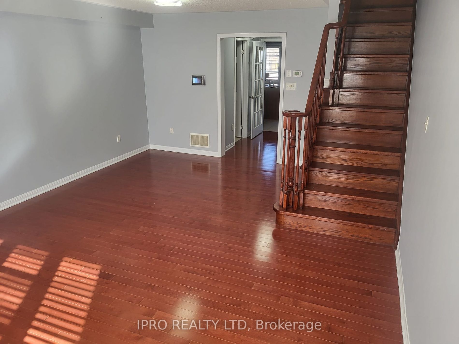 19 Winkler Terr Property Photo 7