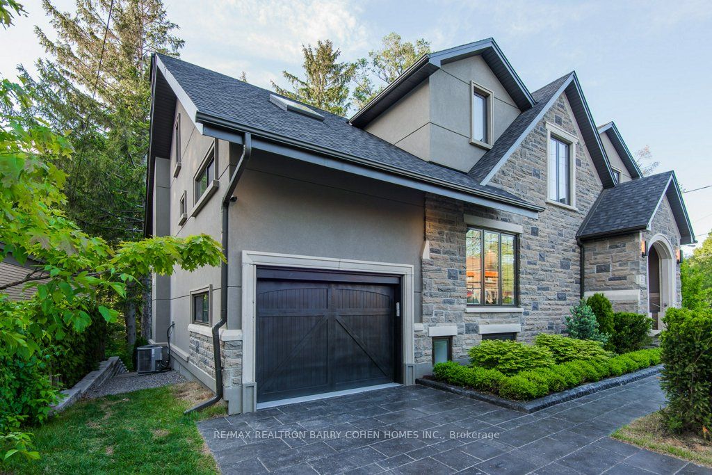 22 Glenwood Cres Property Photo 5