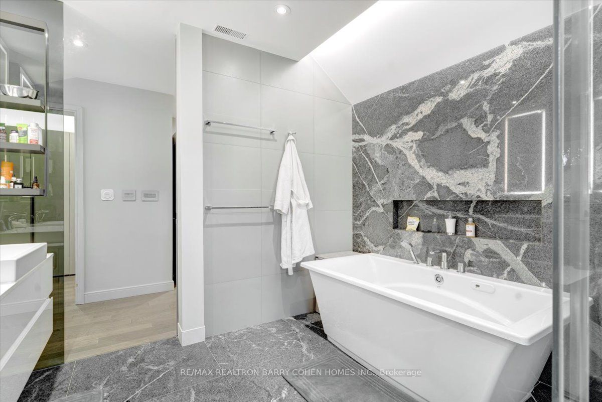 22 Glenwood Cres Property Photo 25