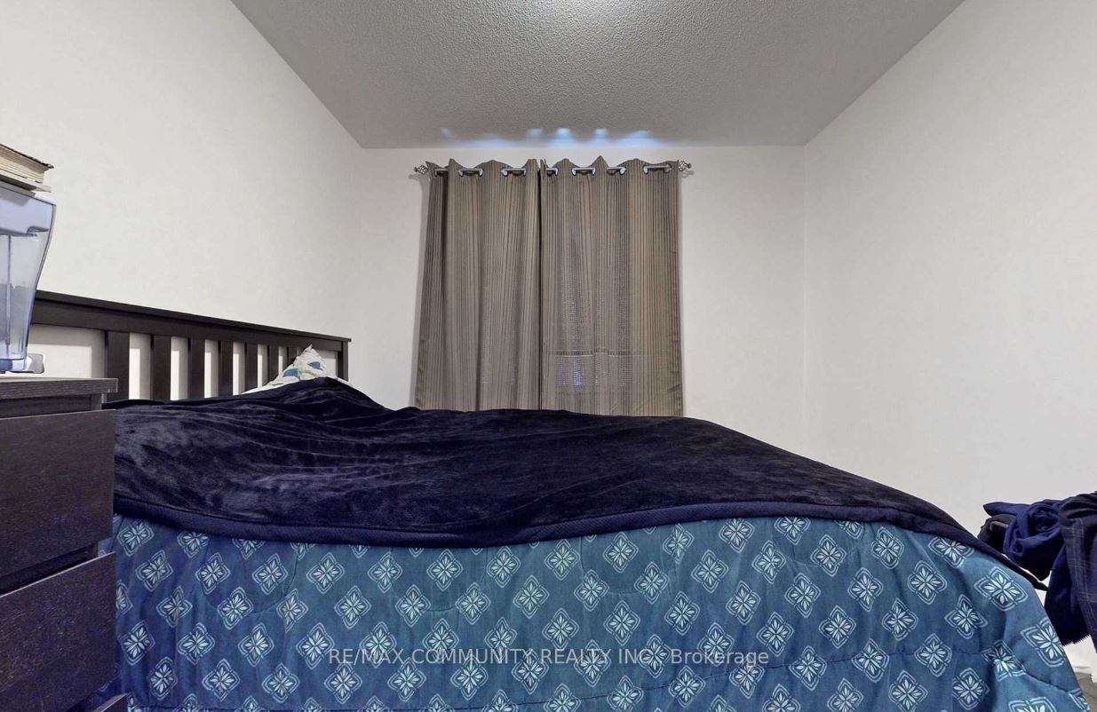 2761 Sapphire Dr Property Photo 8