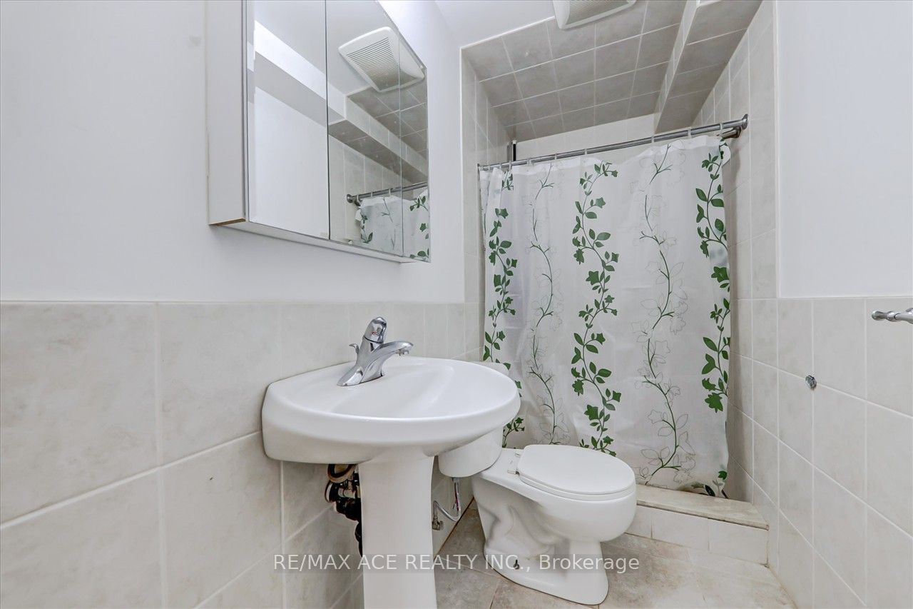 15 Rutledge Ave Property Photo 17