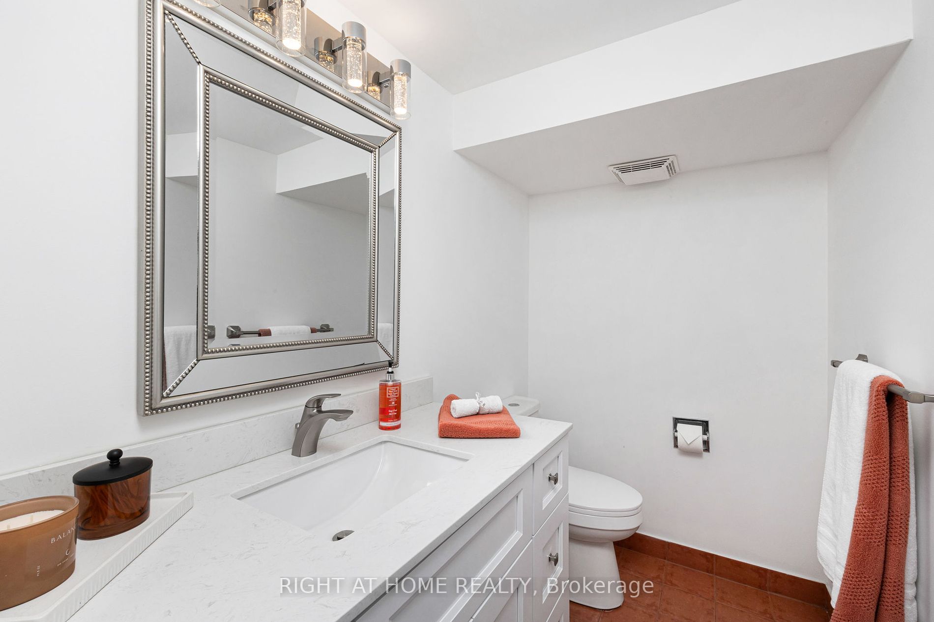 700 Harmony Rd N 58 Property Photo 30