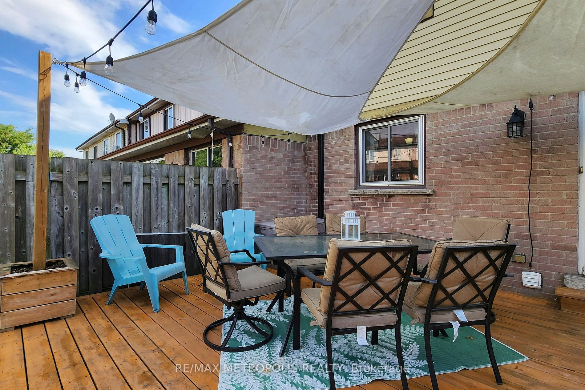 62 Dunthorne Crt Property Photo 35