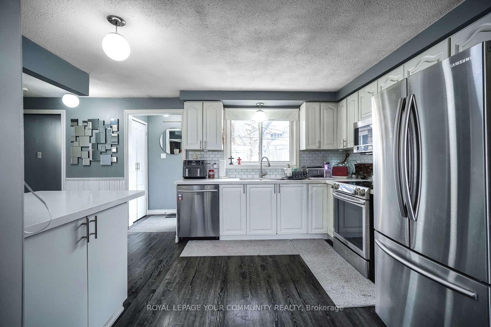 81 Harland Cres Property Photo 13
