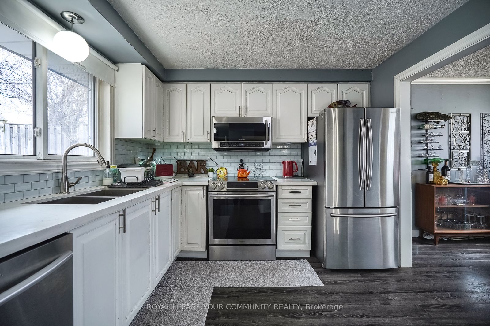 81 Harland Cres Property Photo 15
