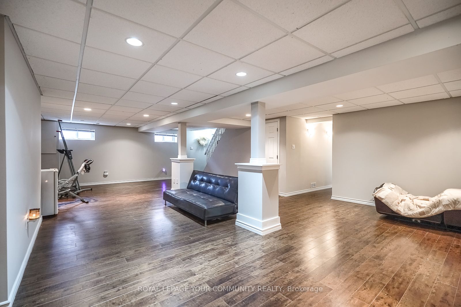 81 Harland Cres Property Photo 28