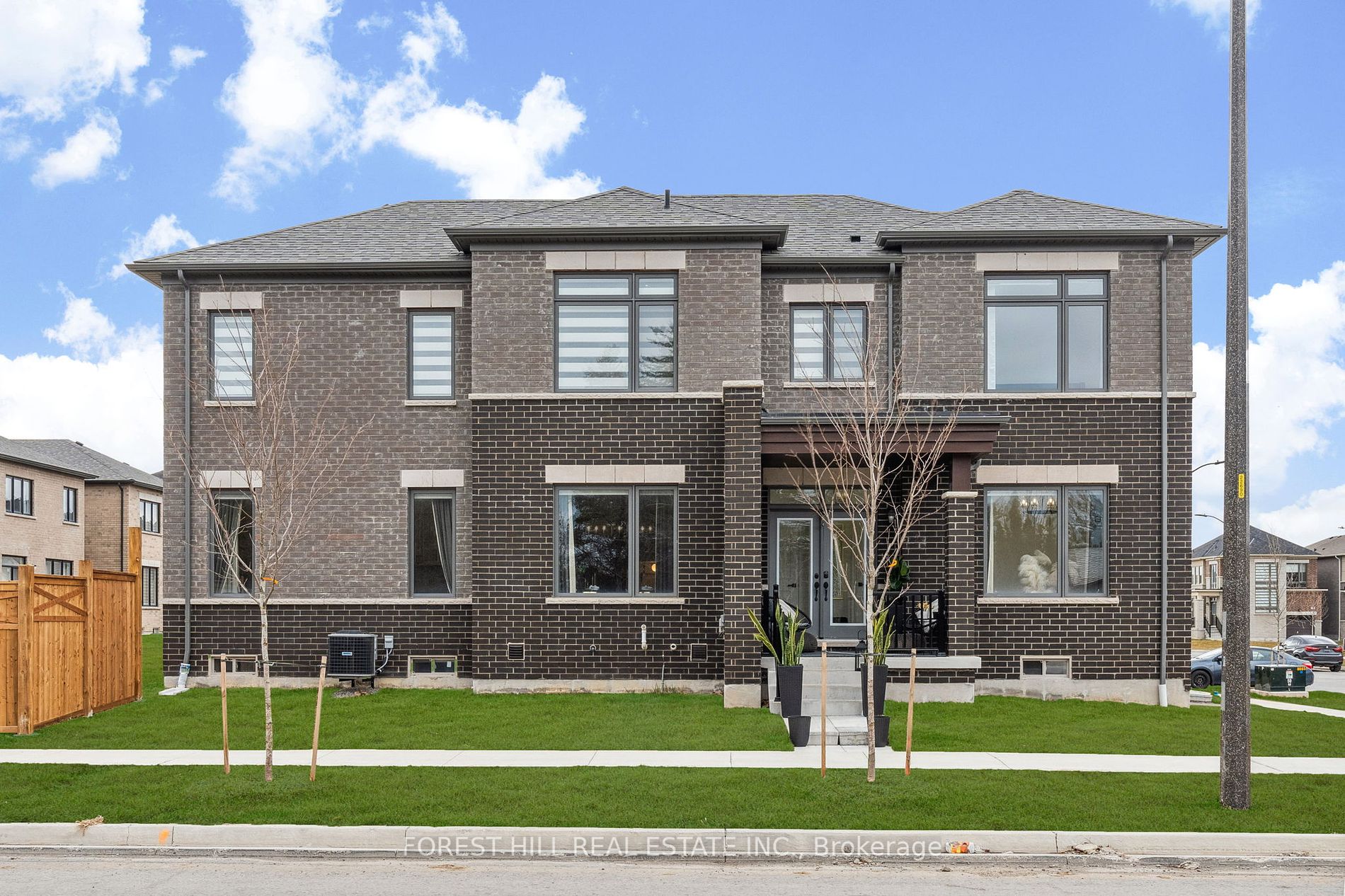 135 Micklefield Ave Property Photo 1