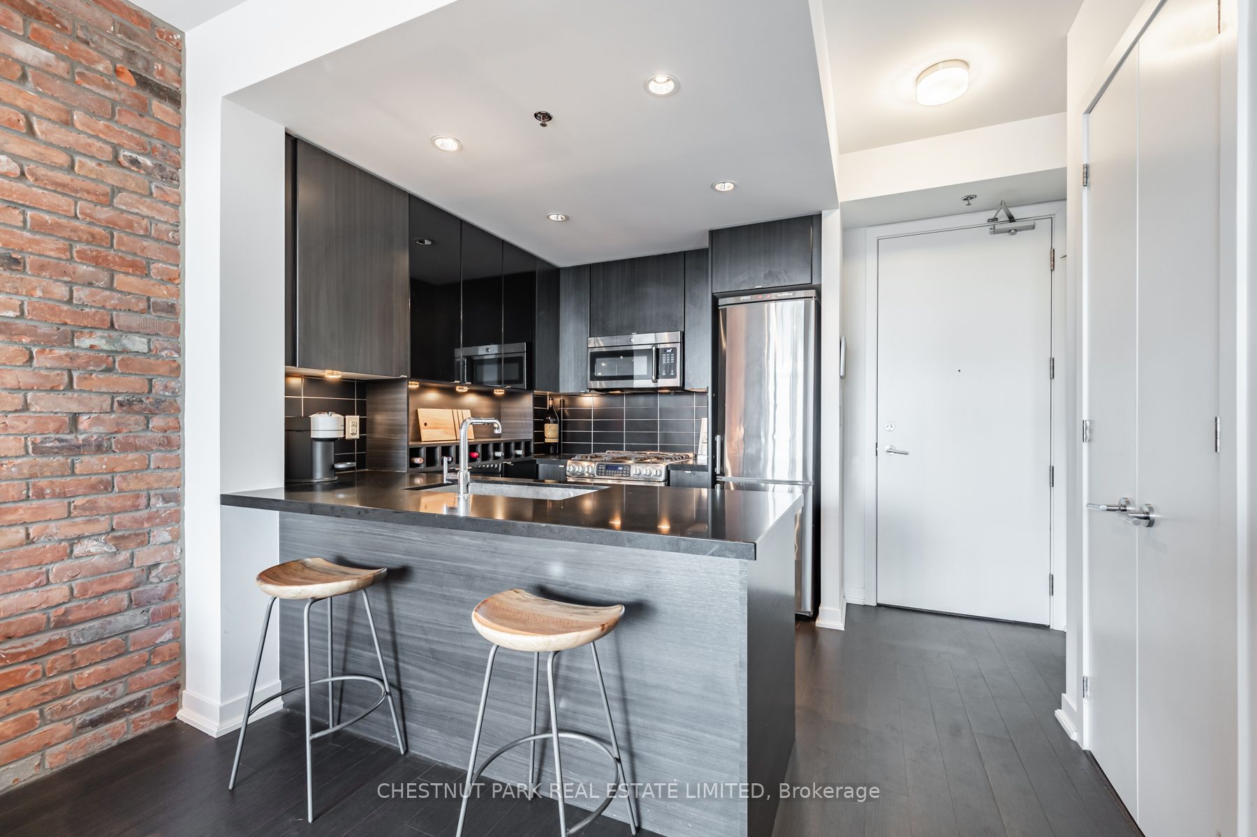 88 Colgate Ave 2 Property Photo 4