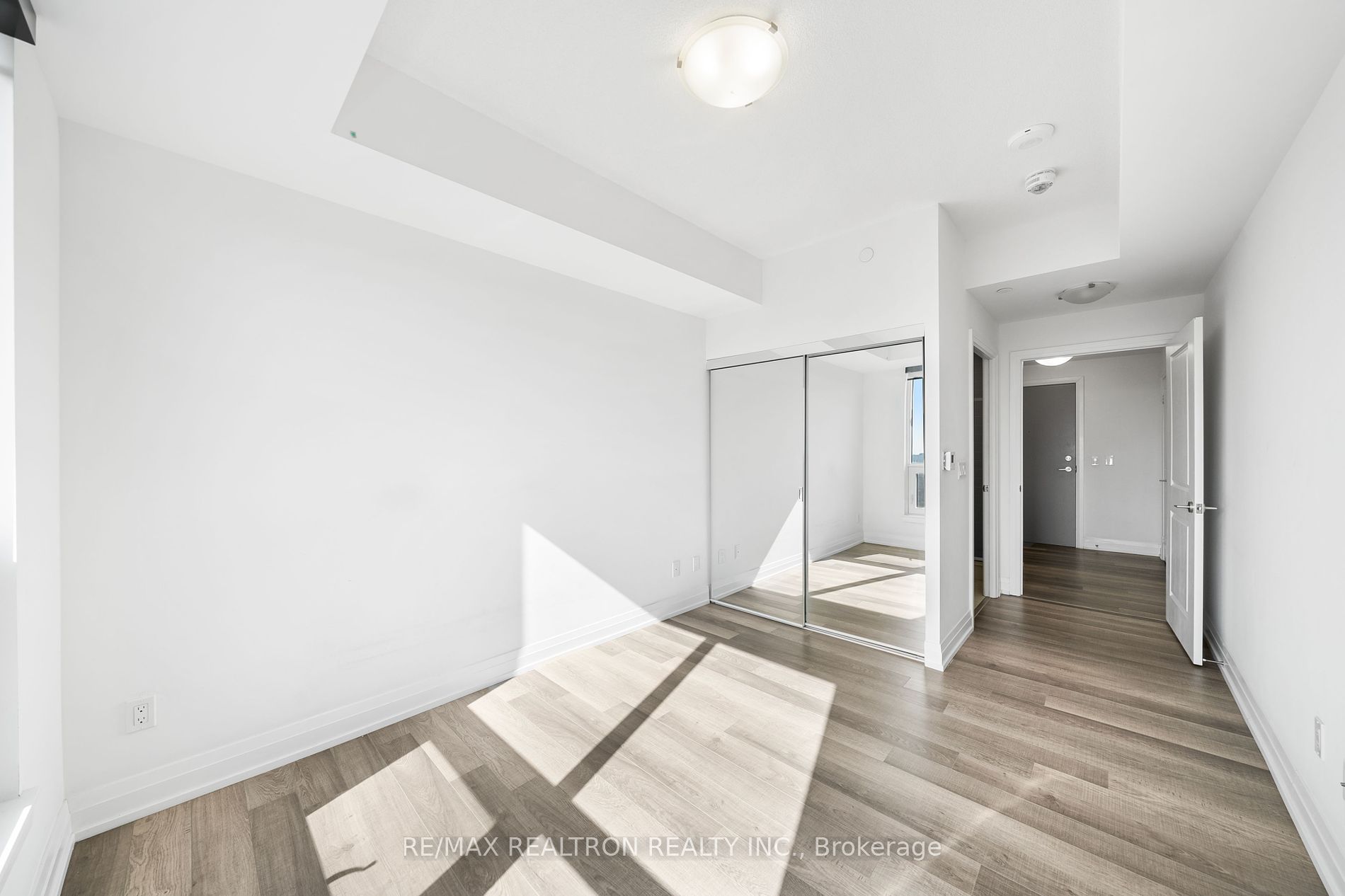 3121 Sheppard Ave E 02 Property Photo 17