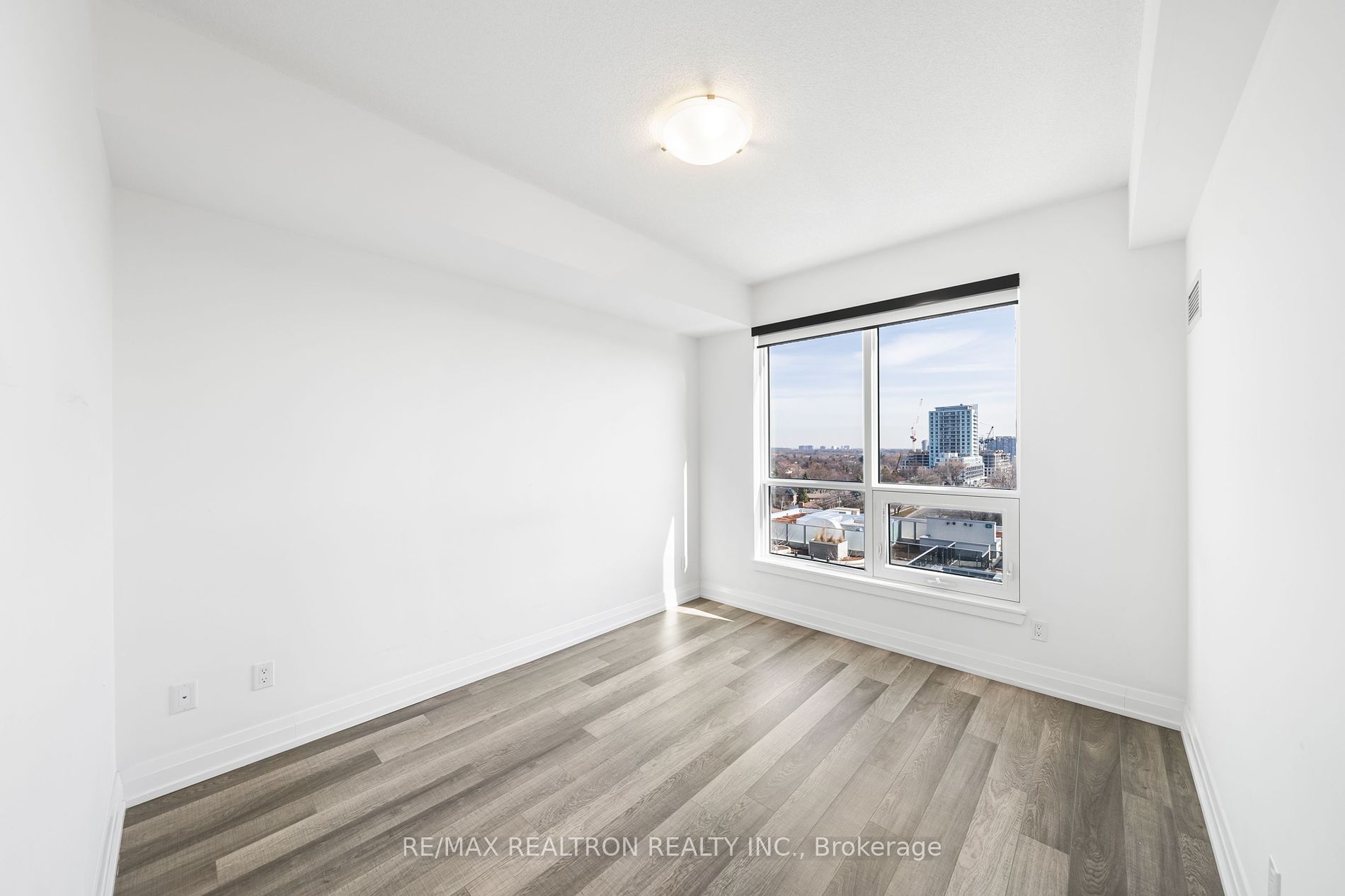 3121 Sheppard Ave E 2 Property Photo 31