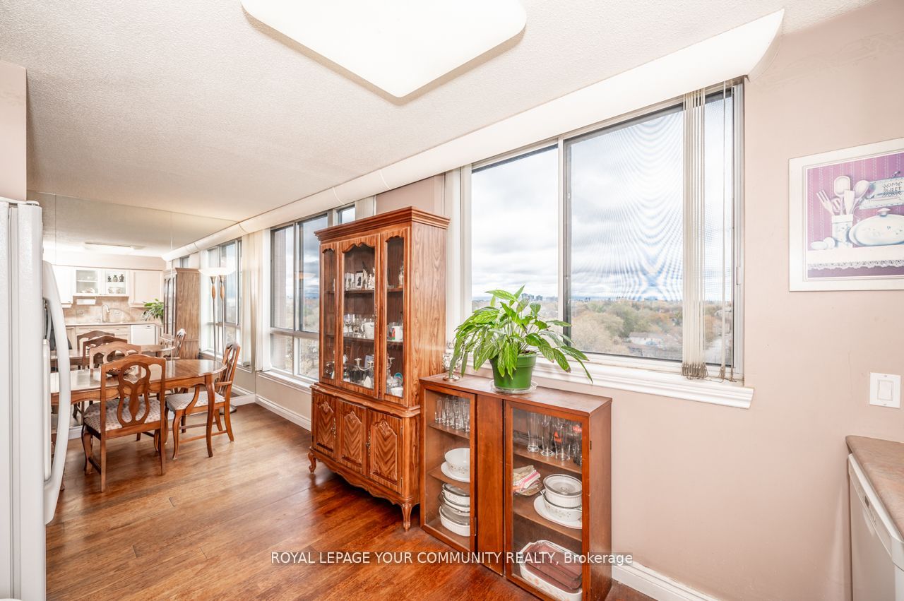 1665 Victoria Park Ave 6 Property Photo 10