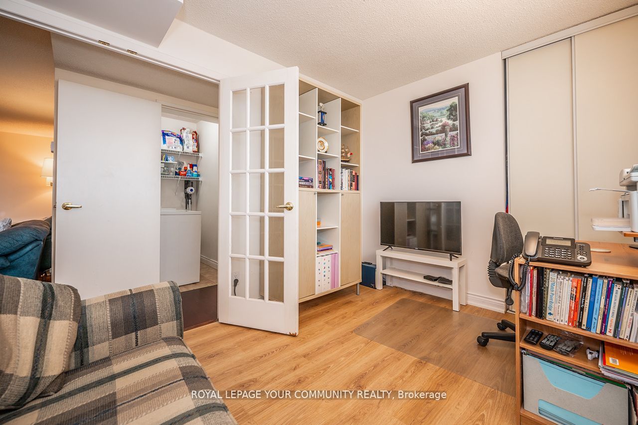 1665 Victoria Park Ave 6 Property Photo 18