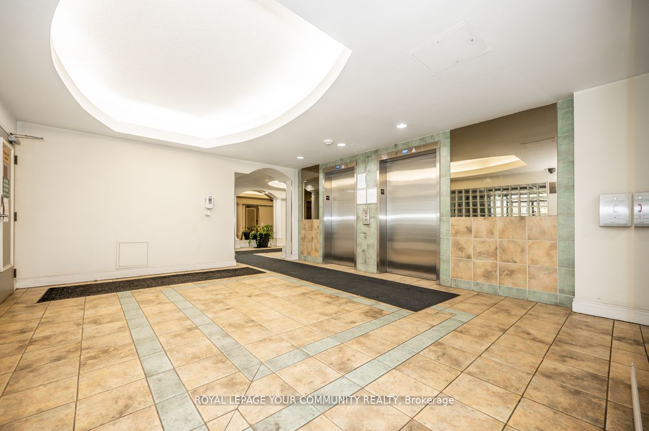 1665 Victoria Park Ave 6 Property Photo 22