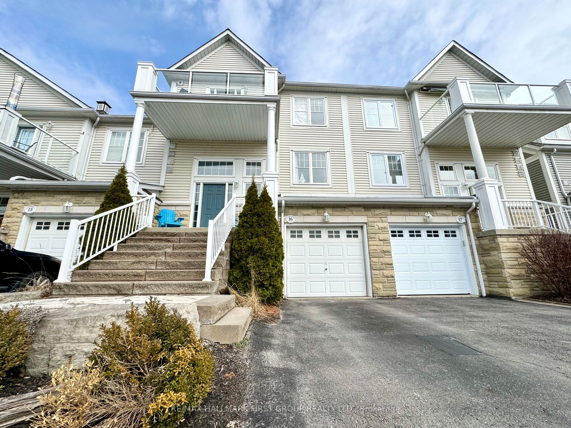 1295 Wharf St Property Photo 1