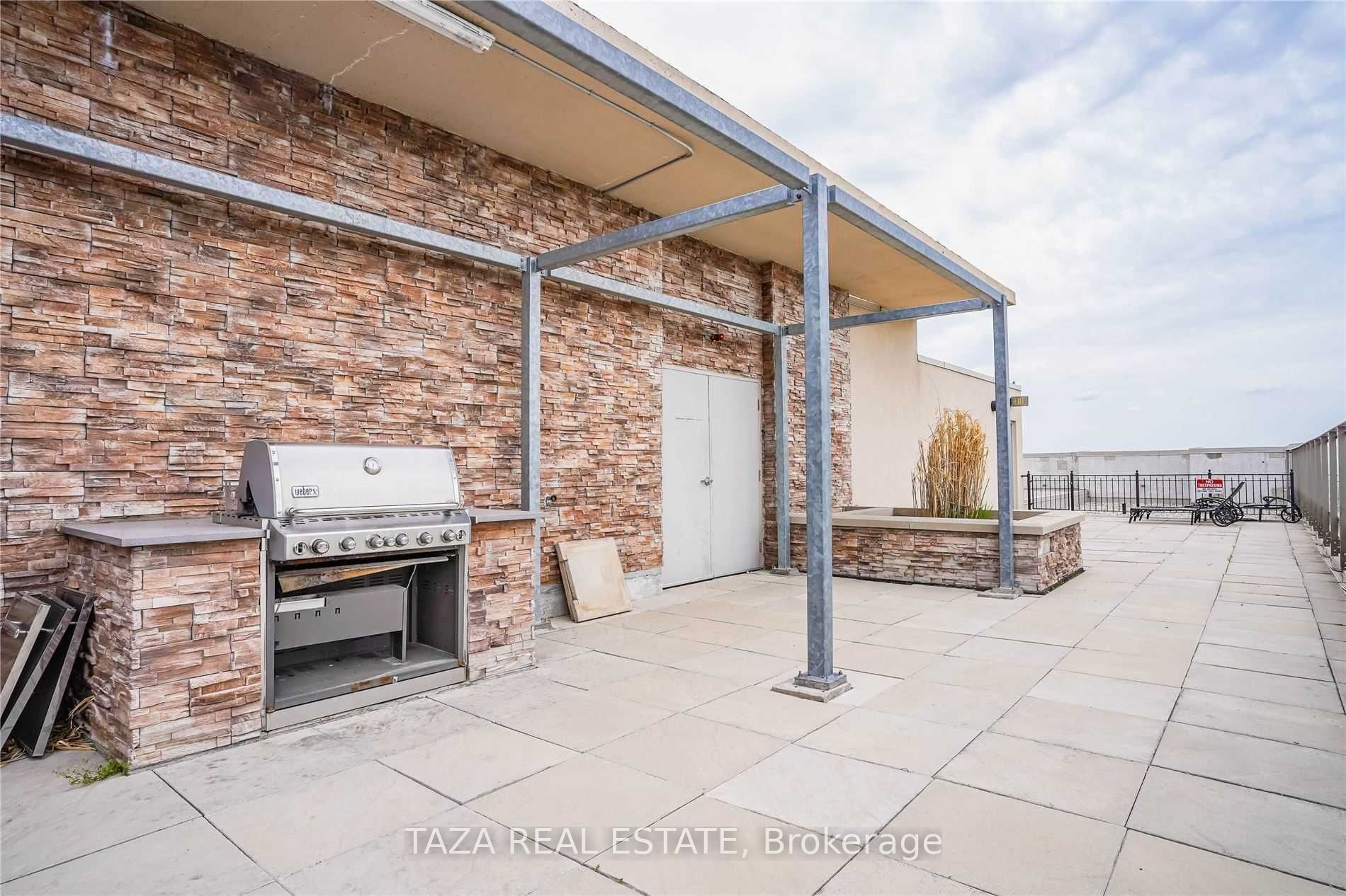 1235 Bayly St 02 Property Photo 31