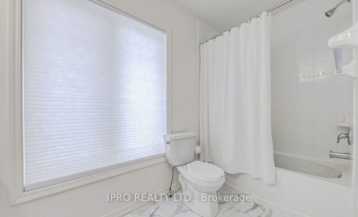 27 Devineridge Ave Property Photo 1