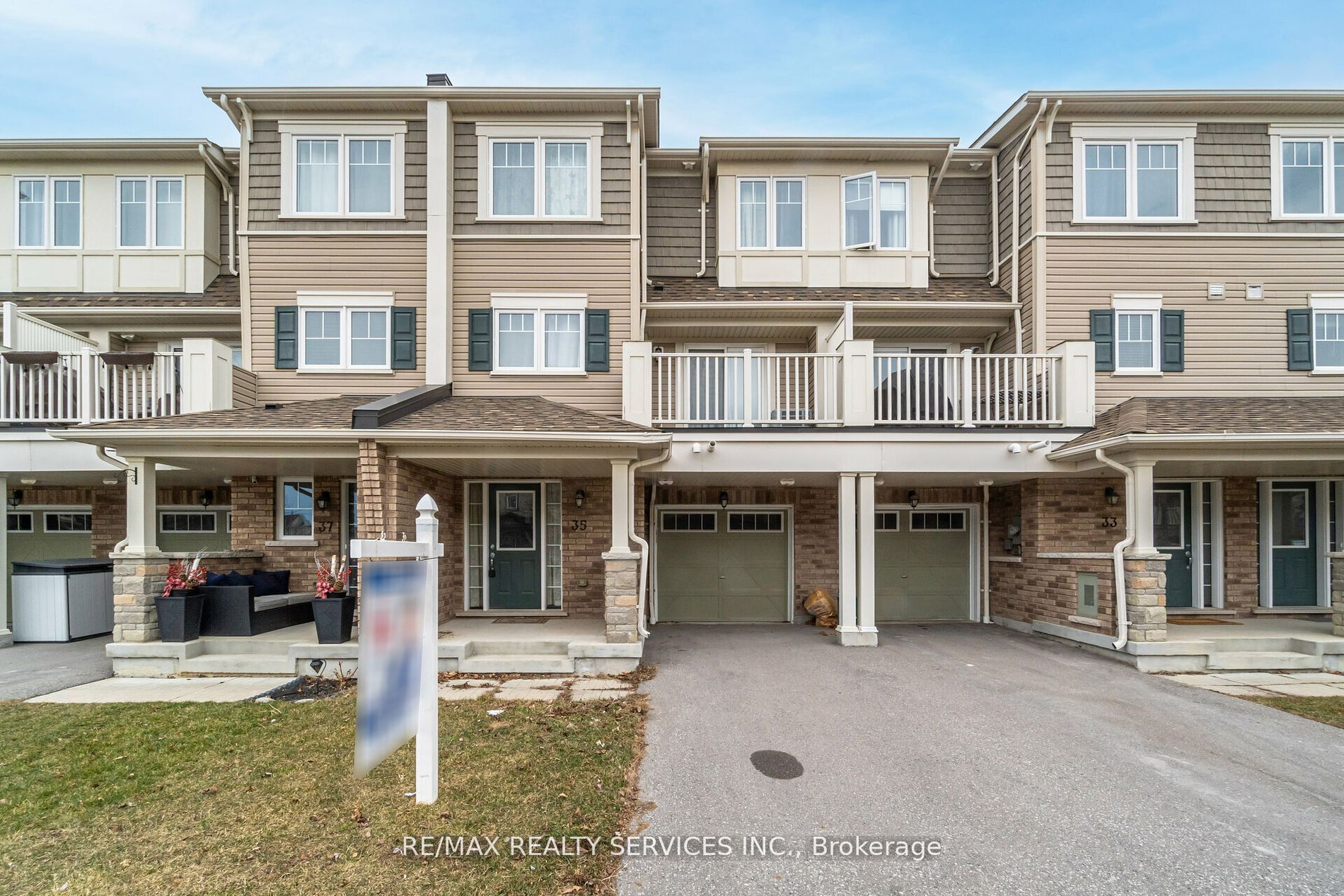 35 Nearco Cres Picture
