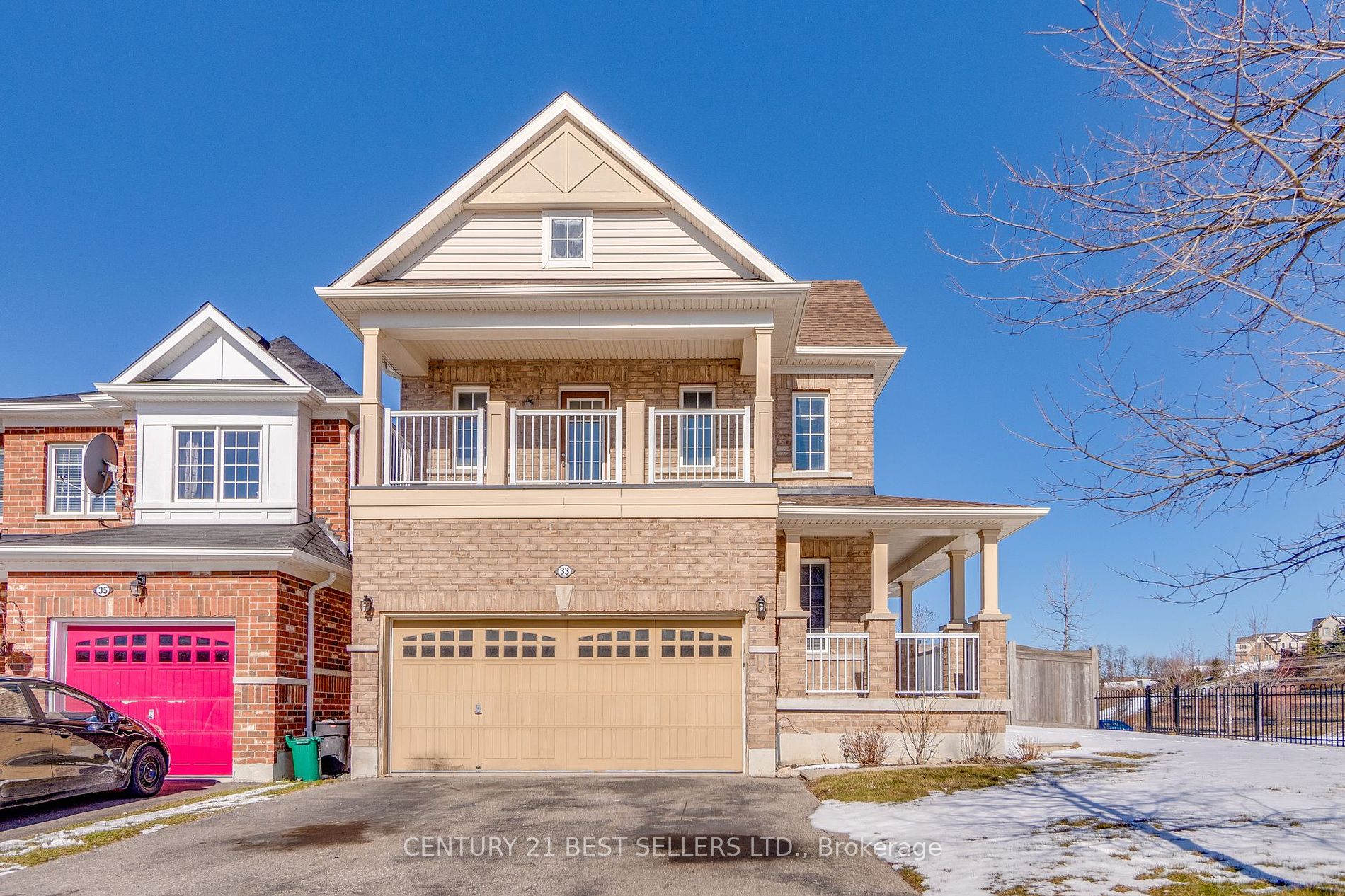33 Devlin Cres Property Photo