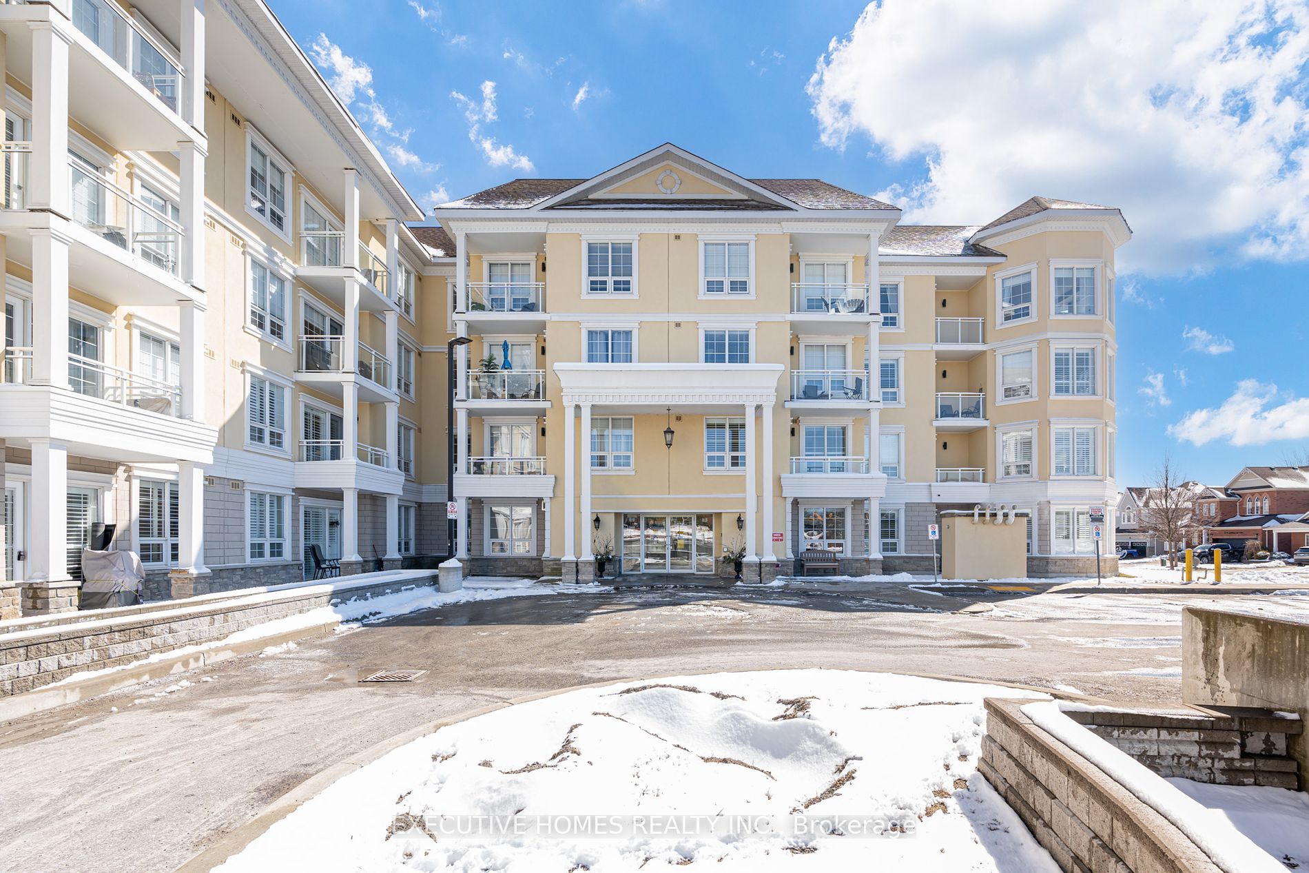 21 Brookhouse Dr 11 Property Photo 1