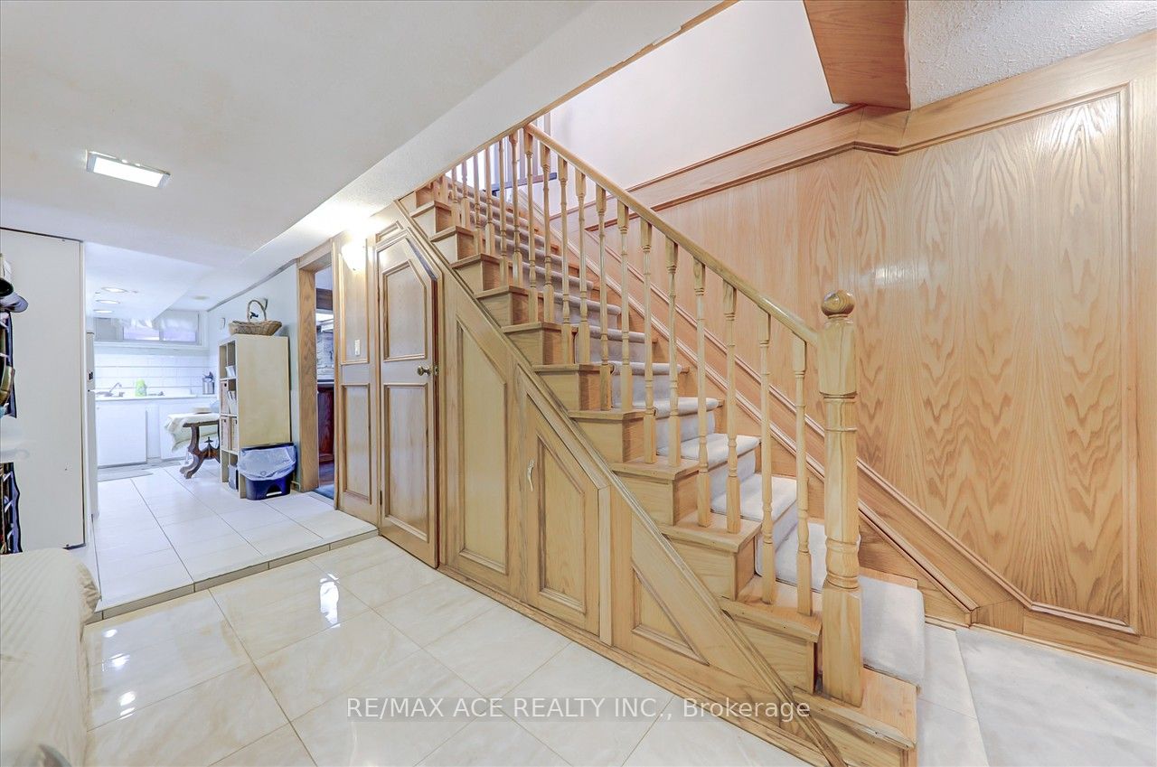 15 Strandhill Dr Property Photo 22
