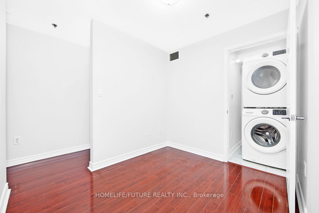 5235 Finch Ave E 40 Property Photo 8