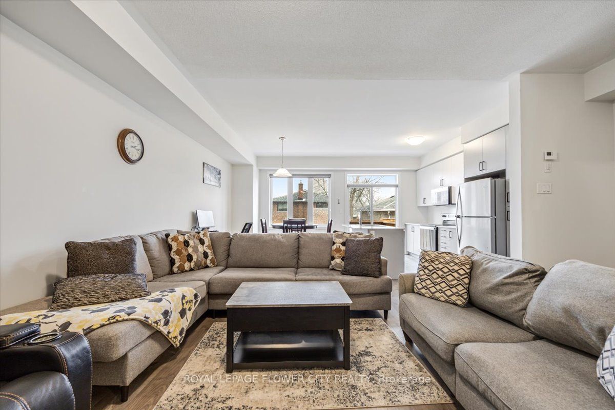 338 Okanagan Path Property Photo 7