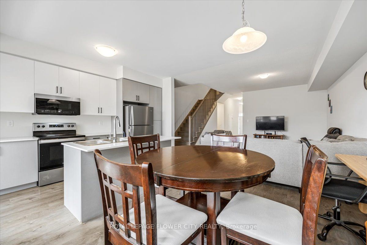 338 Okanagan Path Property Photo 10
