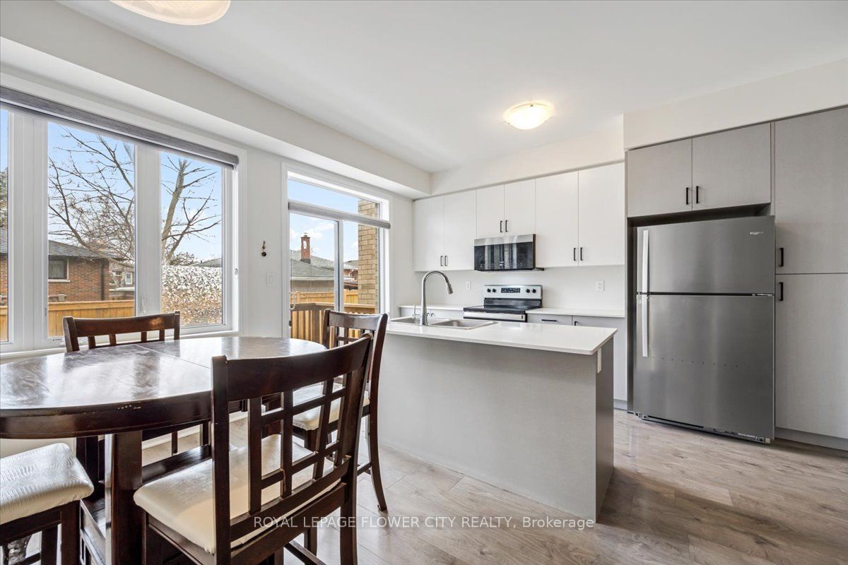 338 Okanagan Path Property Photo 13