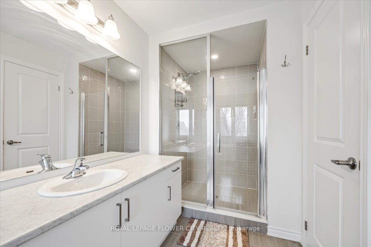 338 Okanagan Path Property Photo 23