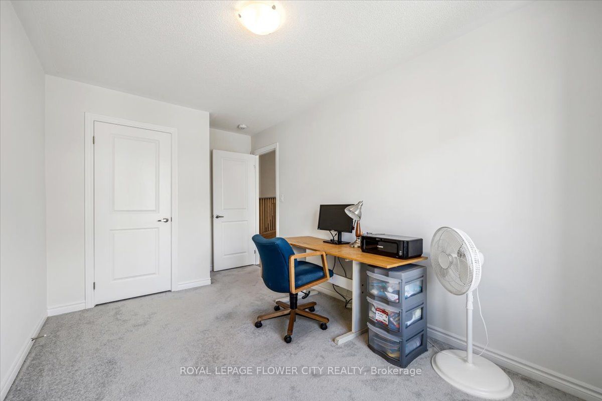 338 Okanagan Path Property Photo 28