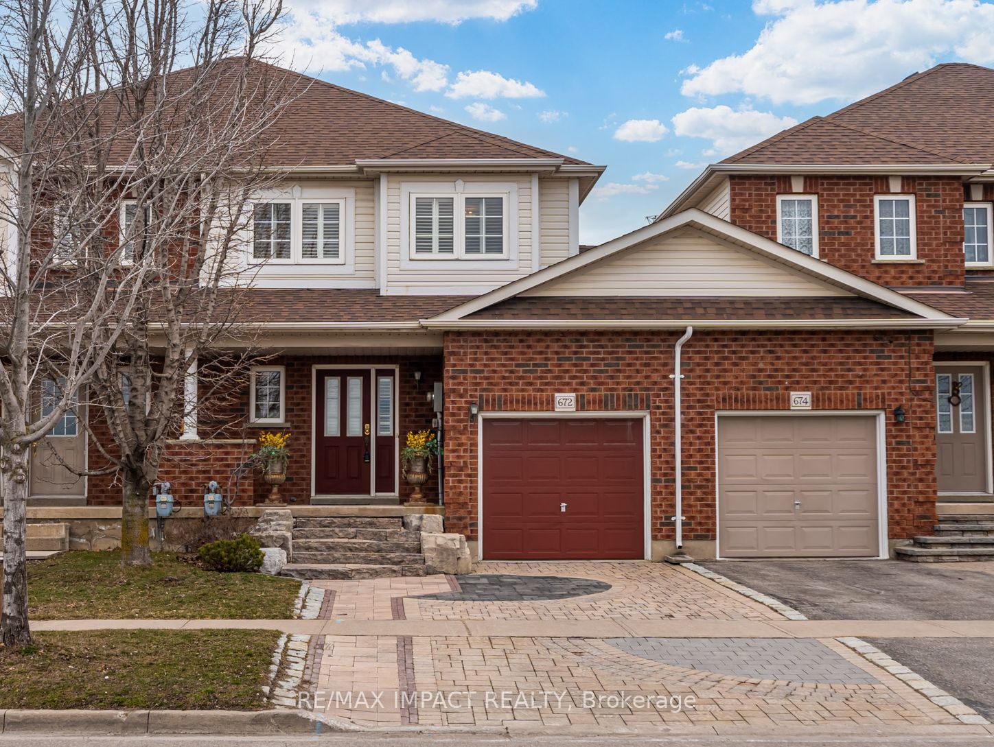 672 Coldstream Dr Property Photo 1