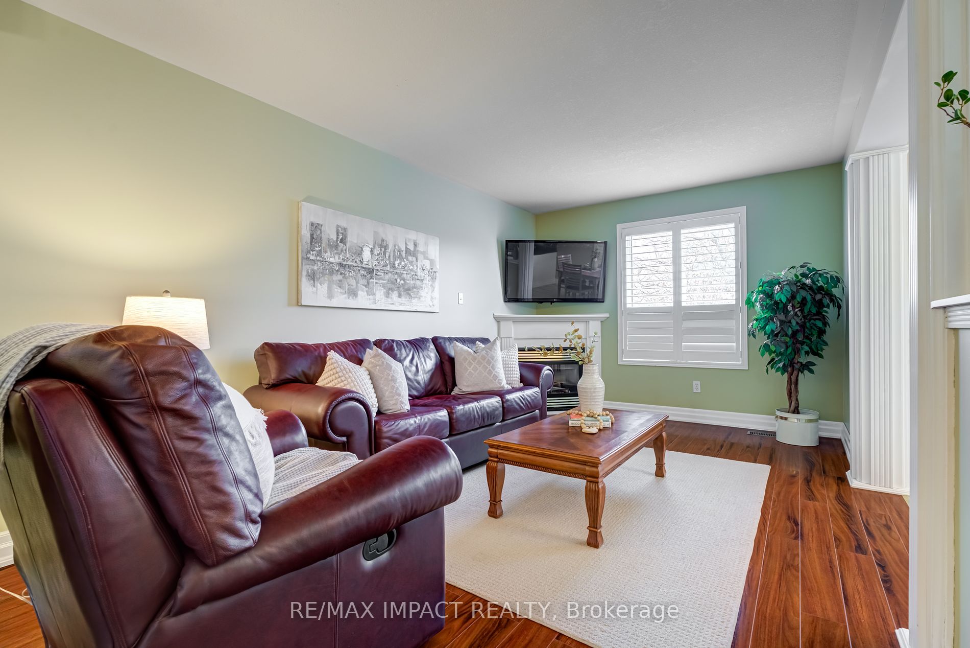 672 Coldstream Dr Property Photo 9