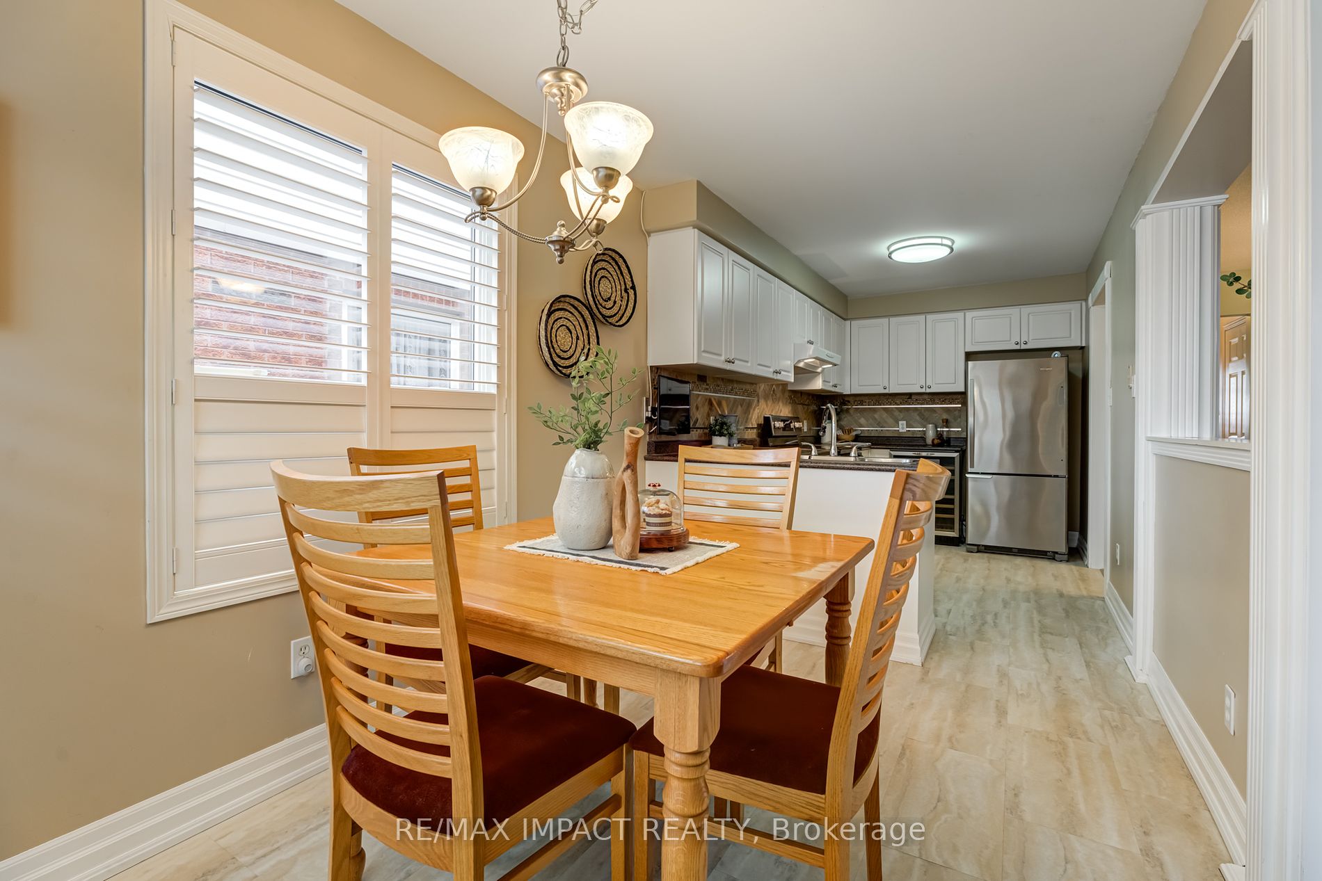 672 Coldstream Dr Property Photo 13