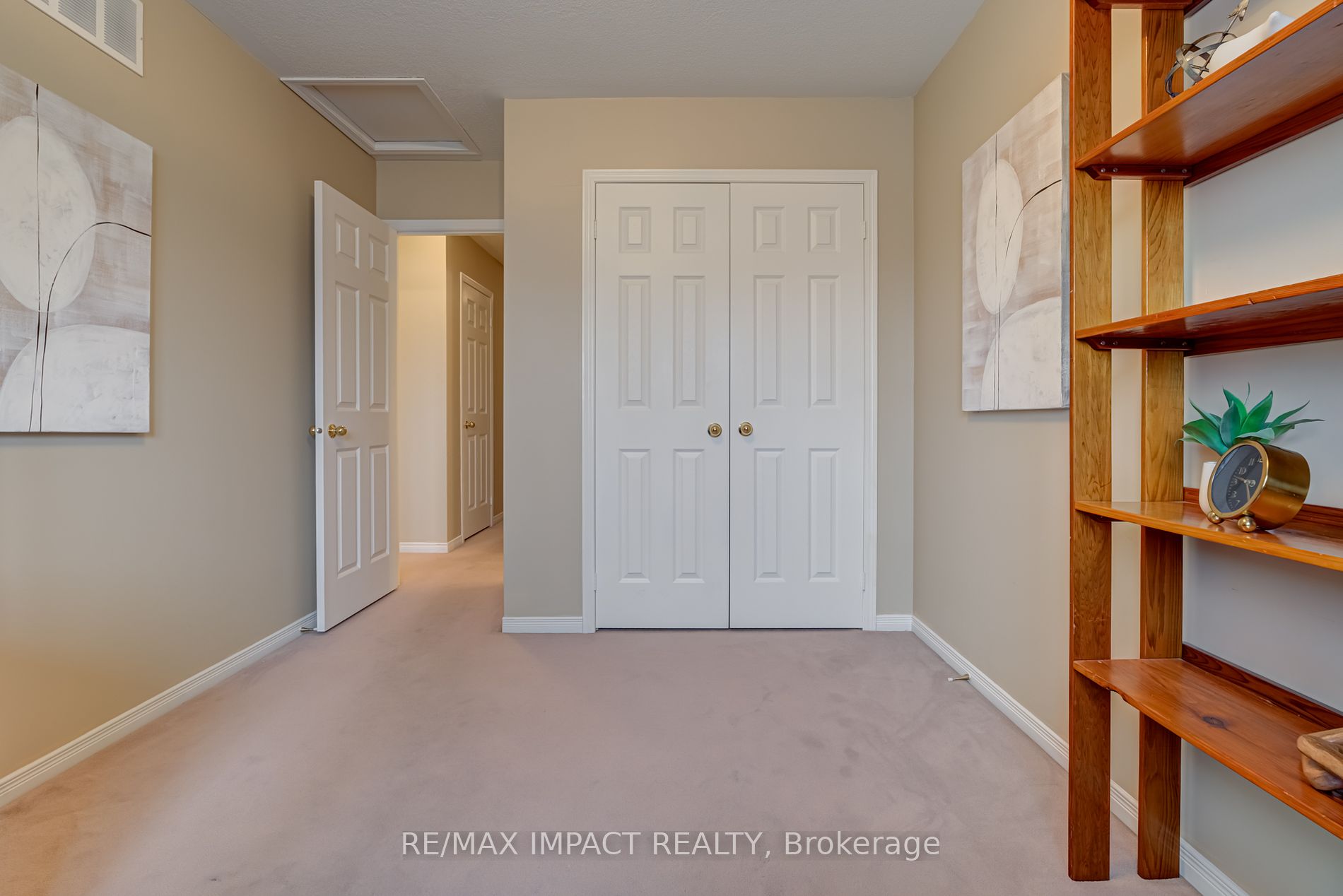 672 Coldstream Dr Property Photo 30