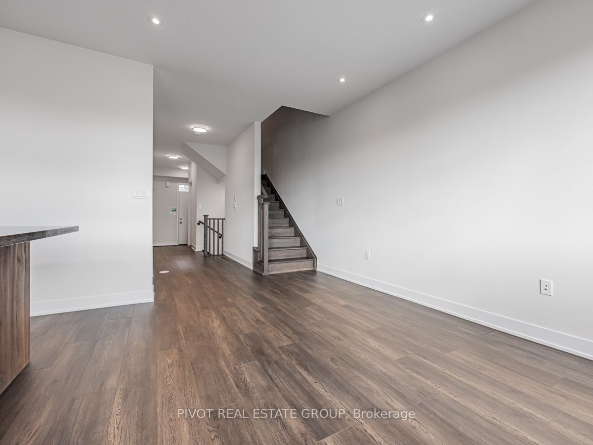 9 Lively Way Property Photo 8