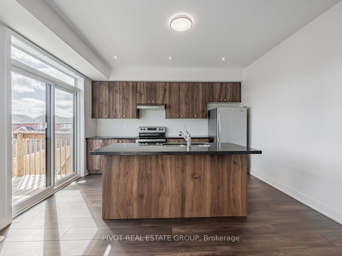 9 Lively Way Property Photo 10