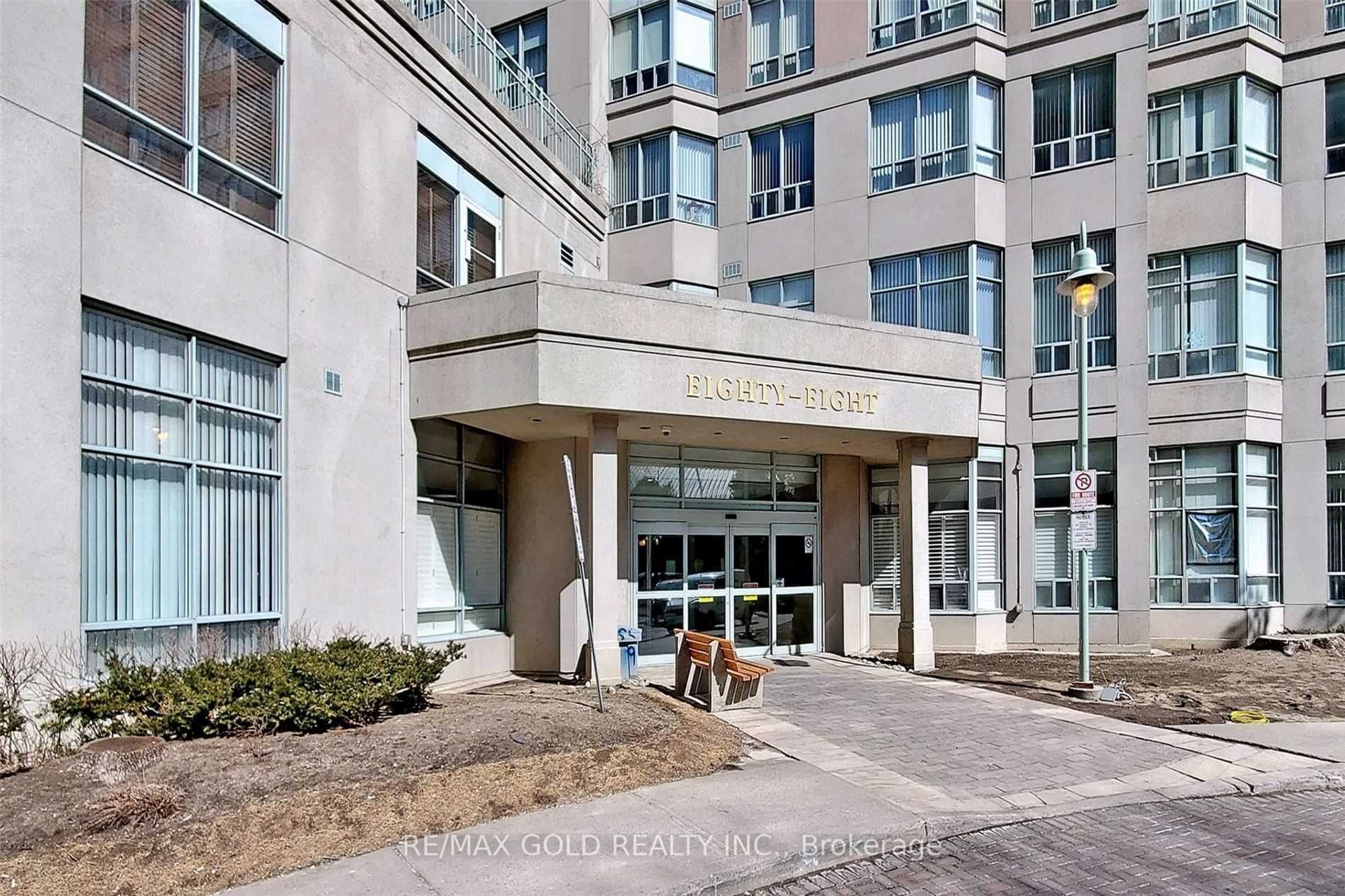 88 Corporate Dr 1017 Property Photo 1