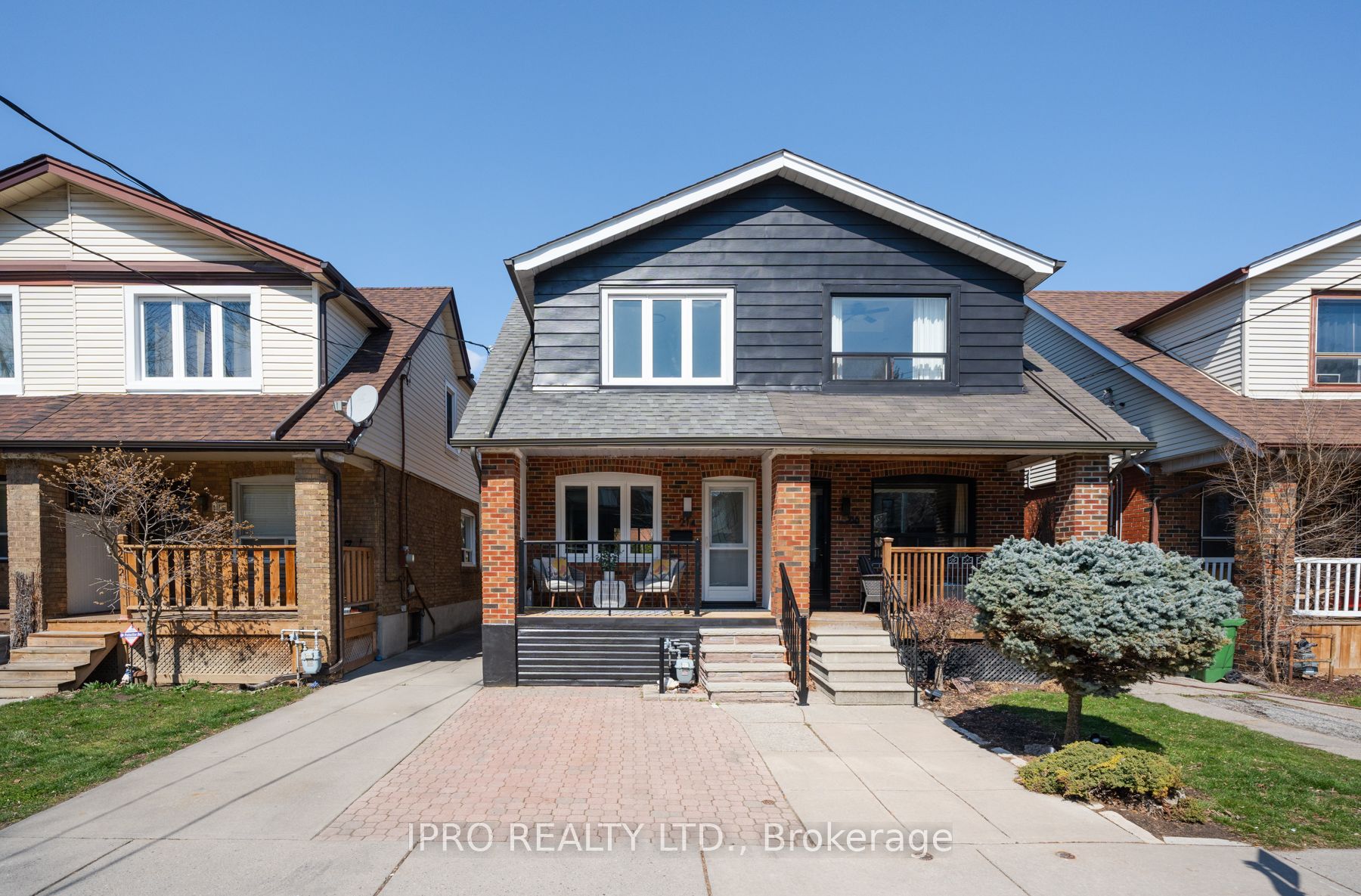 214 Torrens Ave Property Photo