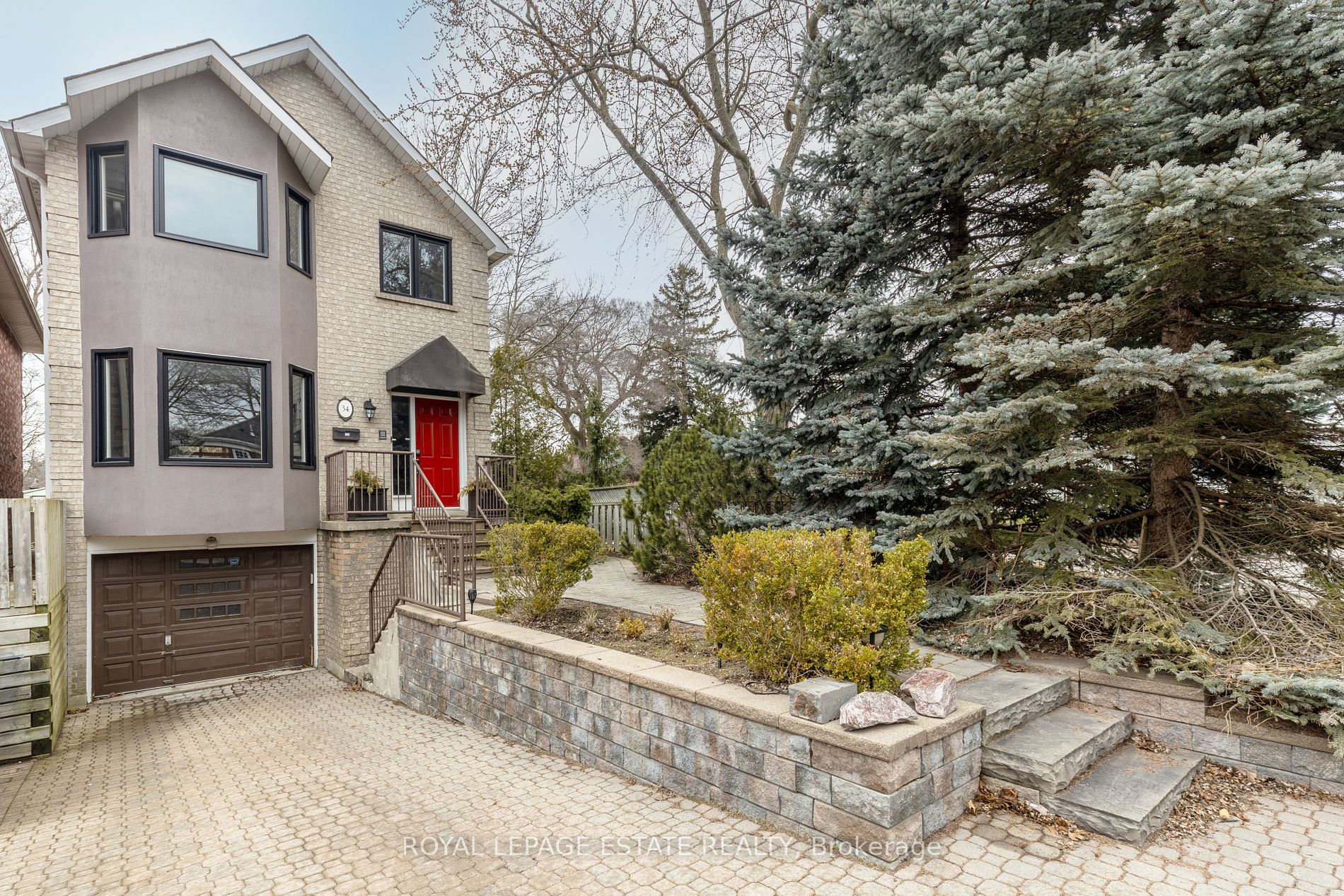 34 Valhalla Blvd Property Photo 2