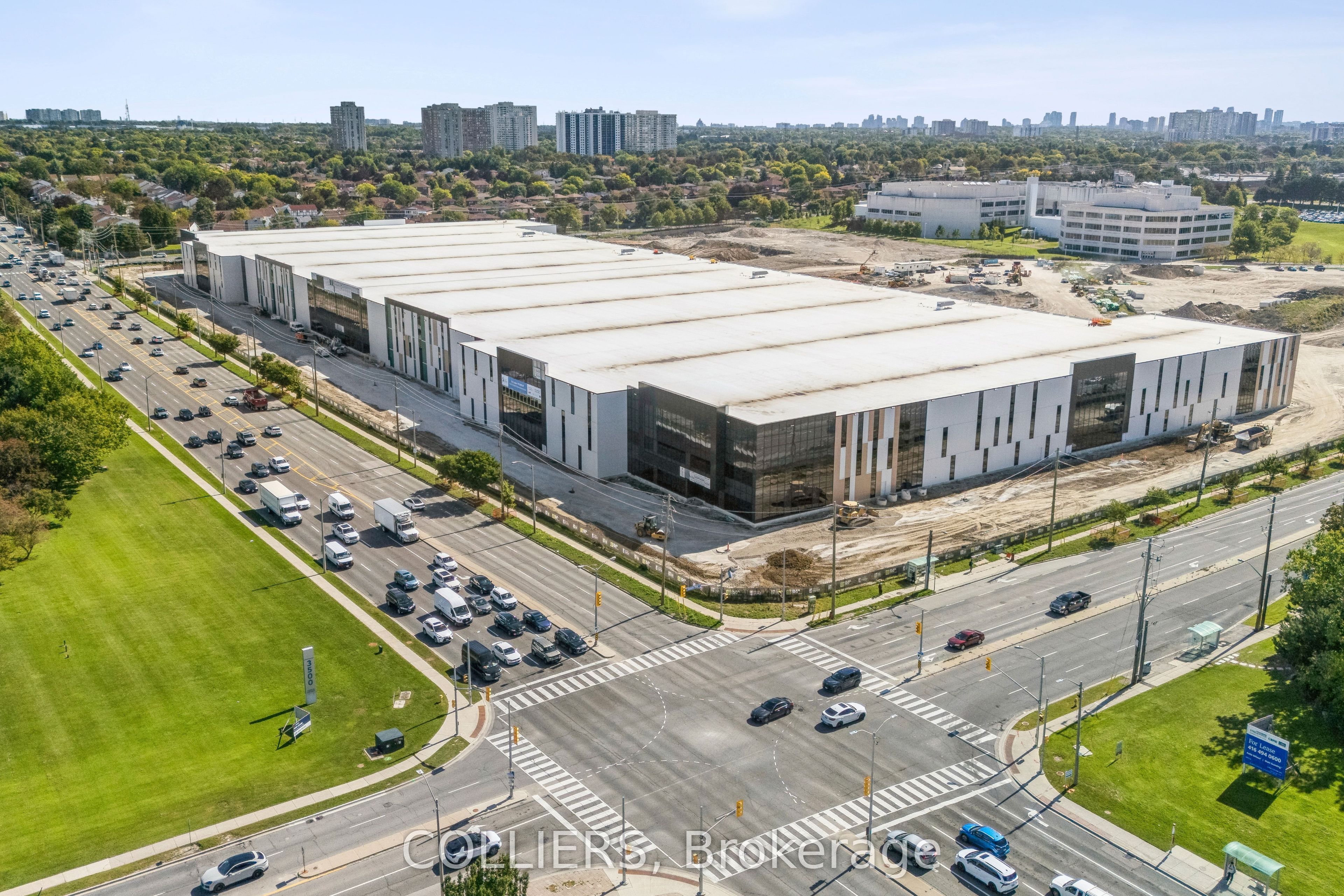 Na Steeles Avenue E 1 Property Photo 3