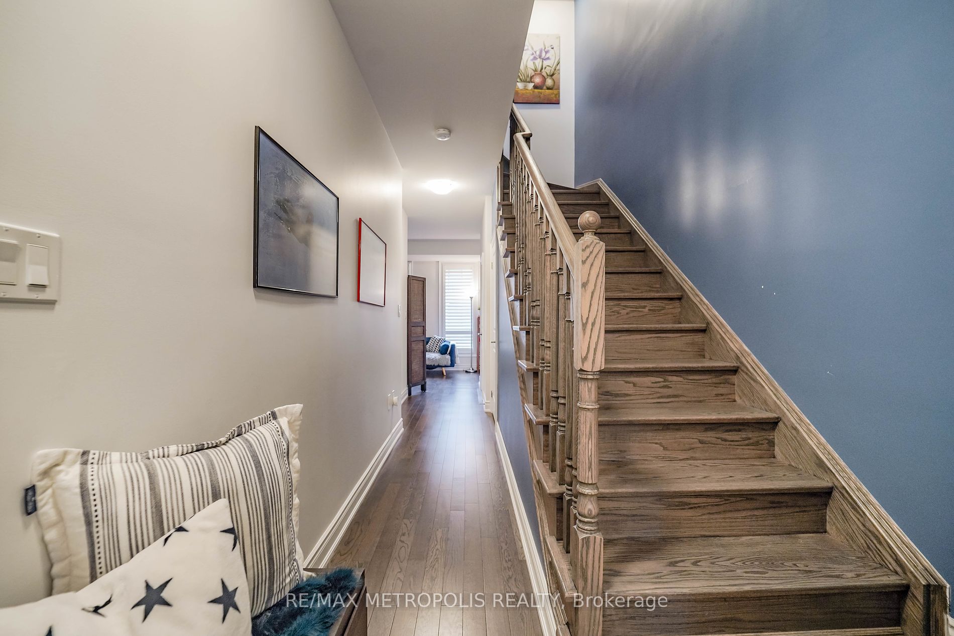 6 Lake Trail Way Property Photo 2