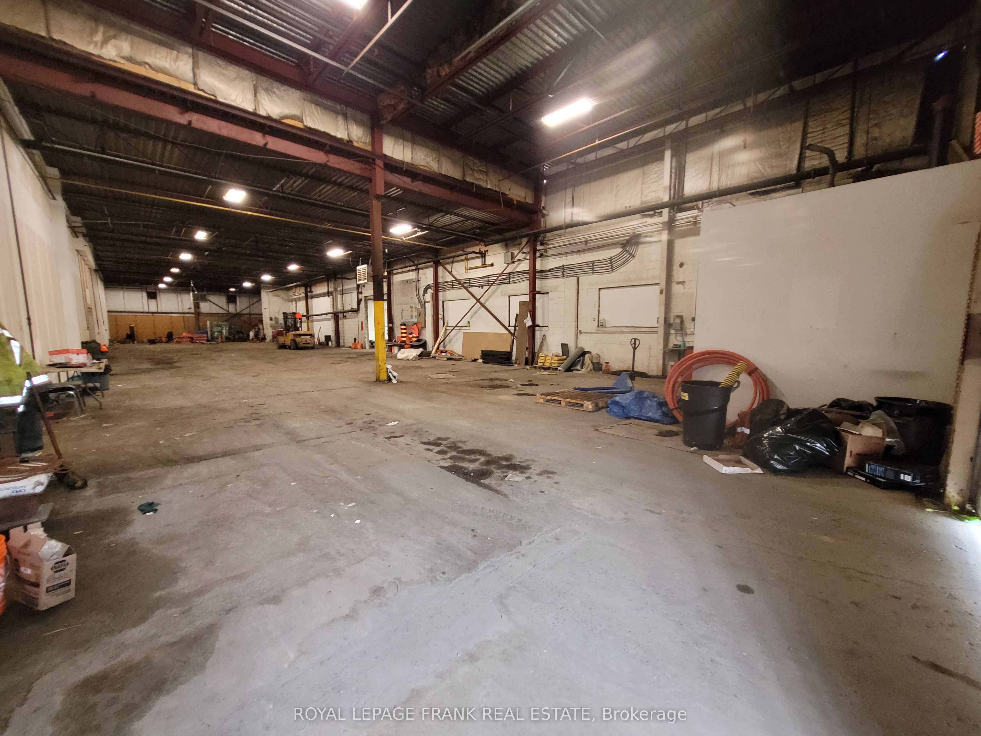 #f&e1 - 240 Simpson Avenue Property Photo 2