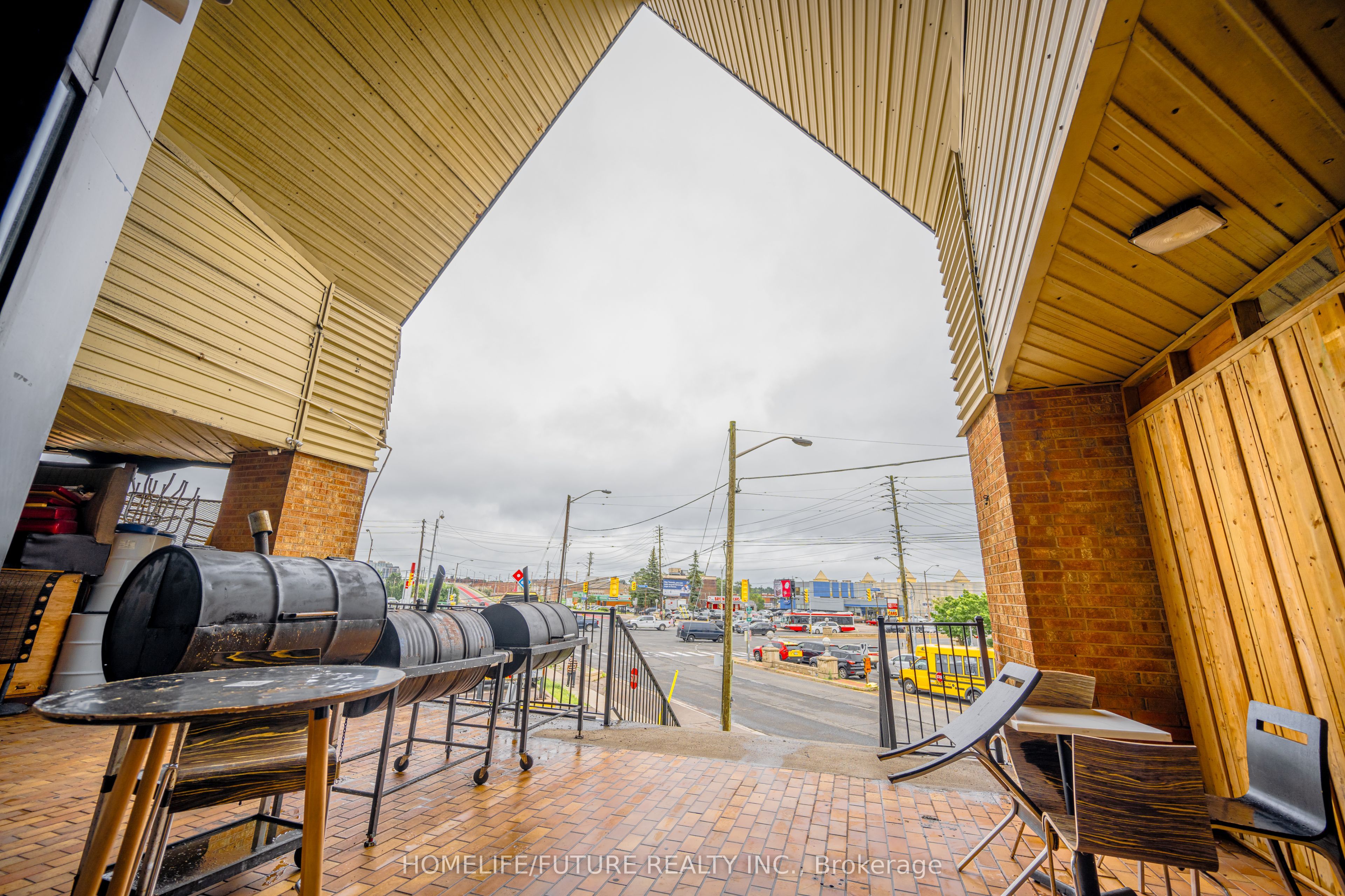 #202/203 - 880 Ellesmere Road Property Photo 3