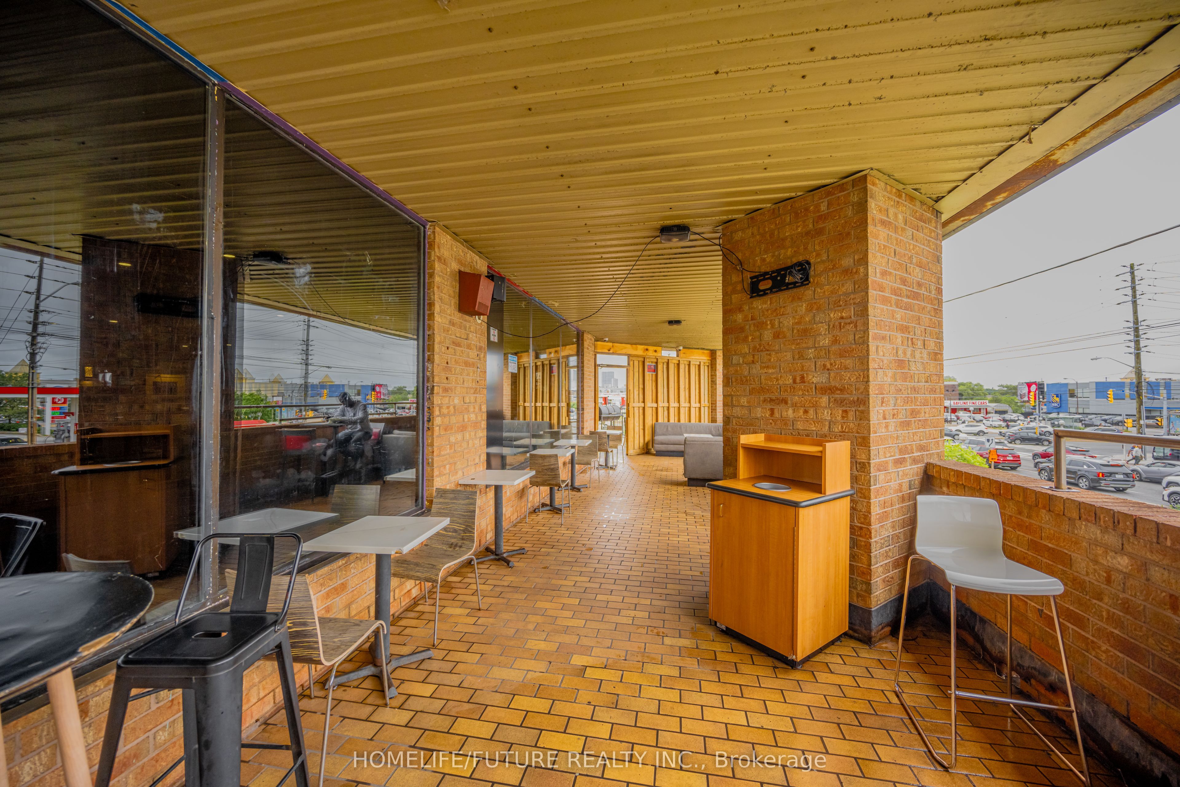 #202/203 - 880 Ellesmere Road Property Photo 4