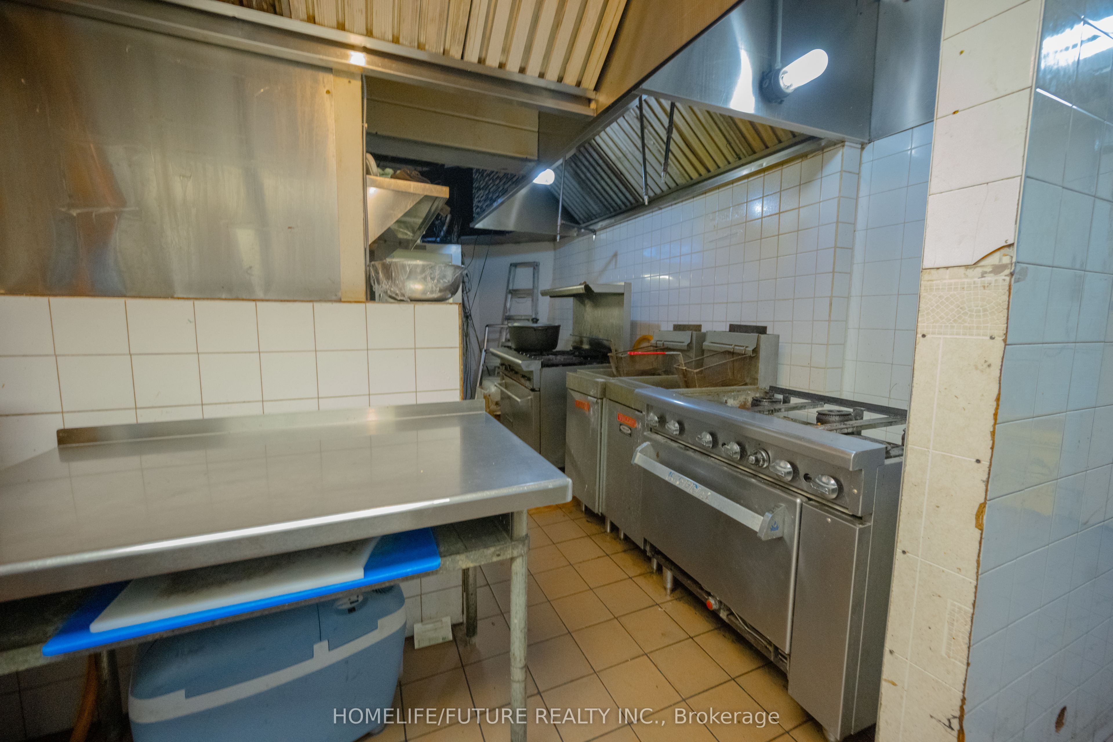 #202/203 - 880 Ellesmere Road Property Photo 11